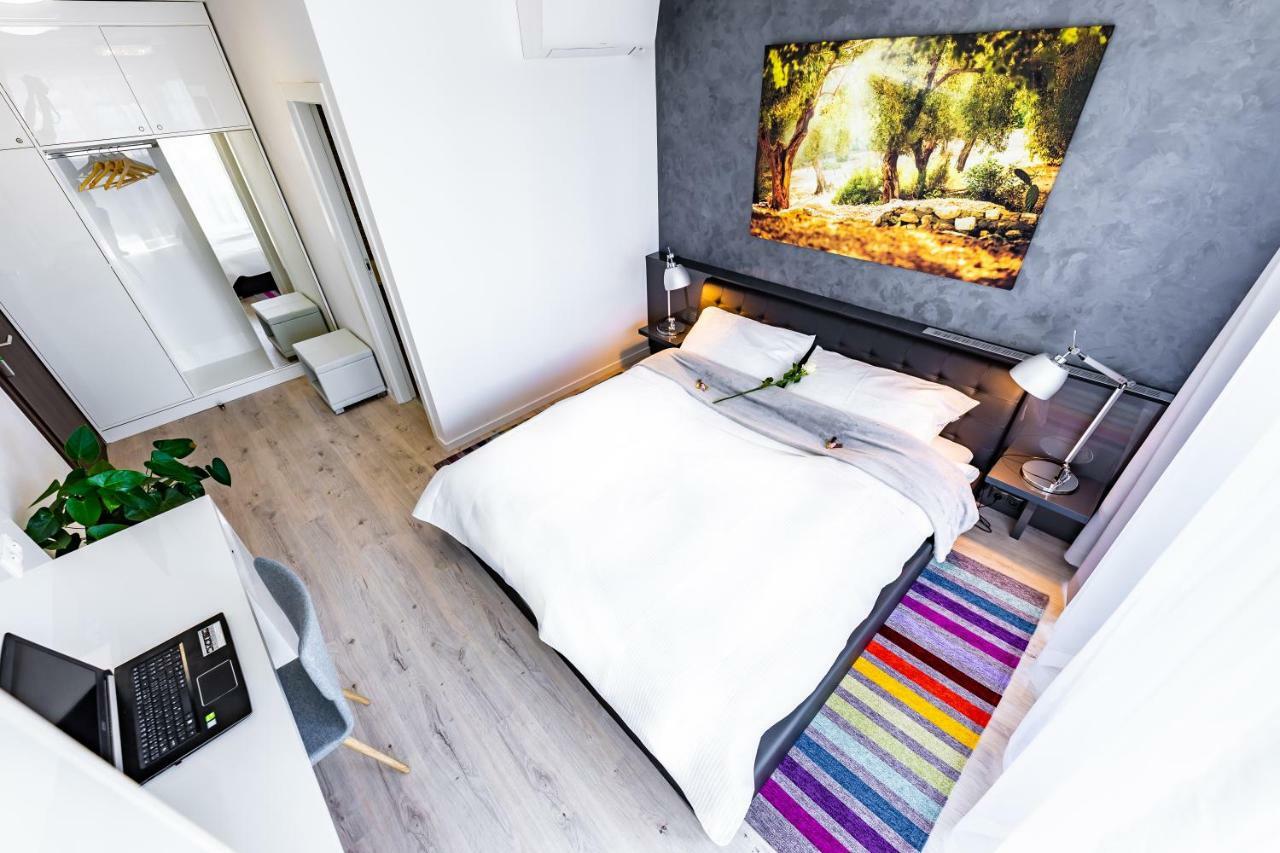 More Than Accommodation Pressburg Exterior foto