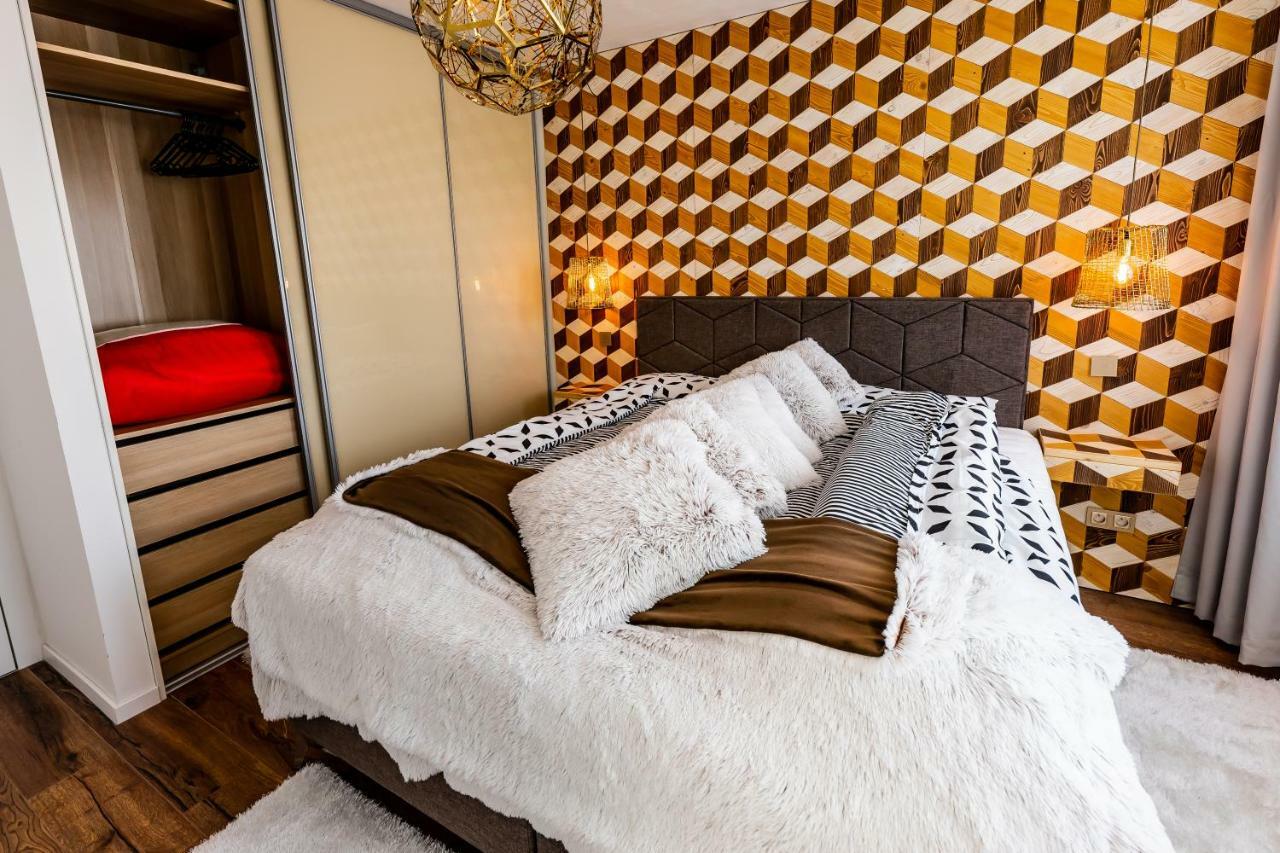 More Than Accommodation Pressburg Exterior foto