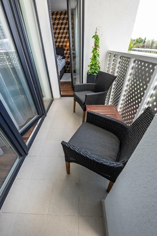 More Than Accommodation Pressburg Exterior foto