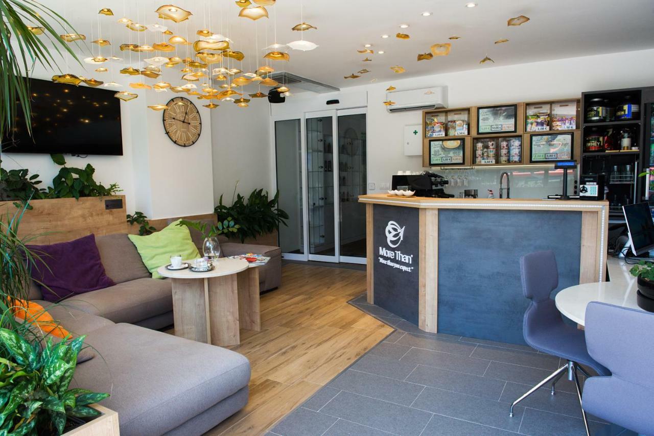 More Than Accommodation Pressburg Exterior foto