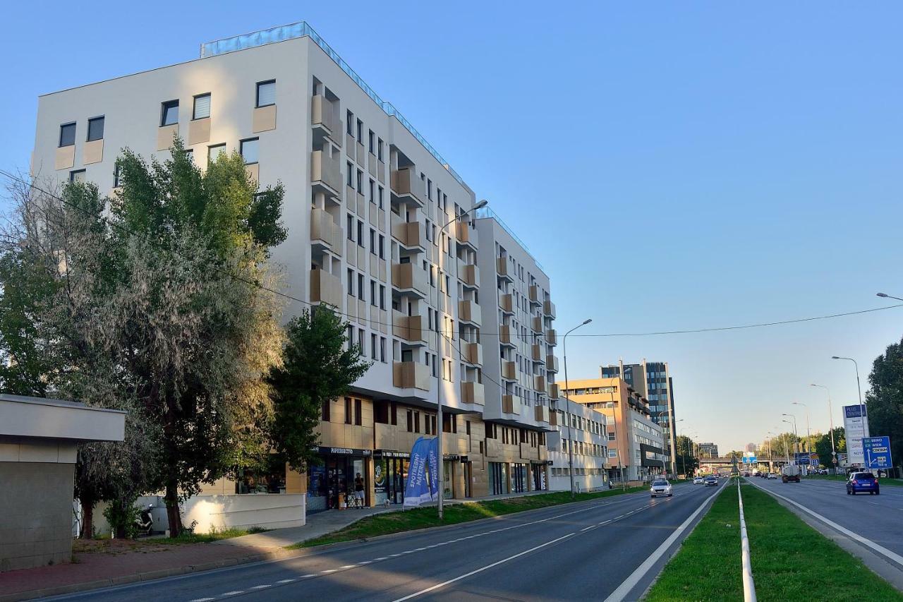 More Than Accommodation Pressburg Exterior foto